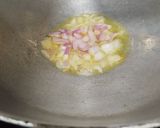 A picture of step 3 of Tomato Upma.