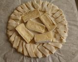 Foto del passaggio 5 della ricetta Torta salata speck e brie