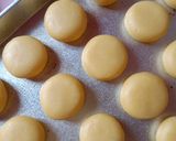 Foto langkah ke 2 dari resep Choco Button Cookies.