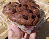 Foto langkah ke 5 dari resep Banana choco raisin cupcake.