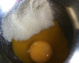 Foto del paso 1 de la receta: Crema saborizada de polvo de café para postre Dulce sueño de Navidad