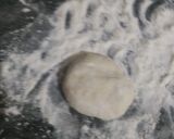A picture of step 5 of Afghani fateer.