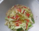 Foto langkah ke 8 dari resep Tumis labu siam.