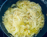 Foto del paso 3 de la receta: Cebolla caramelizada😋