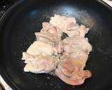 Foto del paso 2 de la receta: Pollo con salsa de soja y azúcar