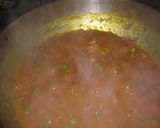 A picture of step 4 of Tomato chutney with green peas.