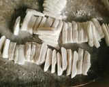 Hình bước làm 5 của món Bánh lọt mặn se tay