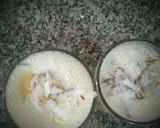 A picture of step 2 of Banana smoothie.
