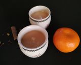 A picture of step 5 of Orange spiced tea.