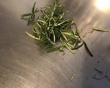 Une image de l'étape 3 de Bouillon de chapon aux herbes aromatiques.