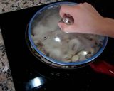 Foto del paso 4 de la receta: Spaghetti con almendras y champiñones