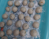 Foto langkah ke 4 dari resep Cilok Lembut Sambal Brambang Asem.