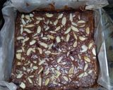 Foto langkah ke 7 dari resep Brownies Shiny Crust.