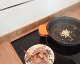 Foto del paso 1 de la receta: Arroz con muslitos de codorniz y champiñones