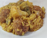 Foto del paso 8 de la receta: Arroz con albóndigas, alcachofas y otras verduras de temporada🍲