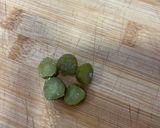 Foto del paso 2 de la receta: Ensalada de fuet, olivas, pepinillo…