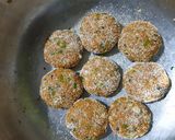 A picture of step 3 of Roti cutlet.