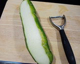 Foto del paso 1 de la receta: "sushi" de pepino y salmón sin arroz