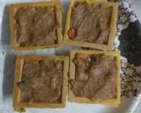A picture of step 3 of Jain dabeli canapes.