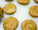 Foto langkah ke 3 dari resep Cinnamon Biscuits.