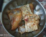 A picture of step 1 of Pepper Rahu Fish Curry.