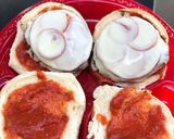 A picture of step 3 of Pizza Burgers.