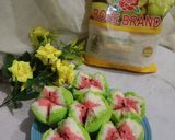 Foto langkah ke 5 dari resep Bolu Kukus Semangka Merah.