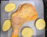Foto del paso 1 de la receta Muslo de pollo con ciruelas y patatas en Airfryer