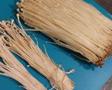 Une image de l'étape 1 de Enoki frits.