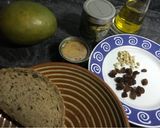 Foto del paso 1 de la receta Ensaladita de mango con atún, piñones, pasas