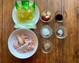 รูปขั้นตอนการทำที่ 1 ของ ปีกไก่ผัดเกี้ยมฉ่าย By แม่บ้าน