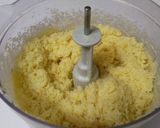 A picture of step 2 of Knafeh Nabulsieh.