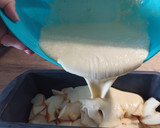 Foto del paso 6 de la receta: Bizcocho de toda la vida de yogur (con manzana)