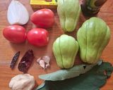 Foto del paso 1 de la receta: Mole de chayote