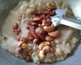 A picture of step 4 of Sooji halwa.