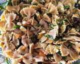 Foto del paso 8 de la receta: Ensalada con pasta farfalle integral, tomates secos, queso feta y más 😉💓