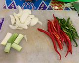 Foto langkah ke 3 dari resep Cumi Pedas Asam Manis 🌸.