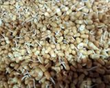 A picture of step 2 of Matki Usal Paav.