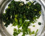 A picture of step 4 of Bathua Raita.