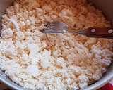 Foto del paso 5 de la receta: Tarta de ricota con dulce de leche