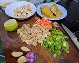 Foto langkah ke 1 dari resep Ayam Jamur Masak Manis.