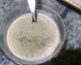 A picture of step 2 of Yogurt Mint Egg Sandwich.