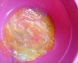 Foto langkah ke 3 dari resep Bolu pisang kukus.