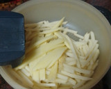 Foto del paso 8 de la receta: Jamoncitos de pollo adobados y asados en freidora de aire con salsa de Cola-Cola y papas fritas