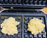 Foto langkah ke 2 dari resep Waffle Kentang.