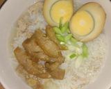 รูปขั้นตอนการทำที่ 6 ของ ข้าวต้มหมูสับ (Rice Porridge with Minced Pork)