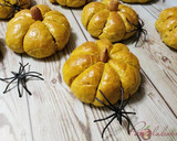 Foto del paso 11 de la receta: Panecillos especiados de calabaza rellenos de queso