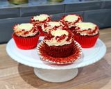 Φωτογραφία βήματος 7 της συνταγής Red velvet cupcake, κεκάκια ατομικά με κρέμα τυριού