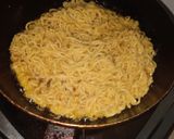 Foto langkah ke 3 dari resep Martabak mie.