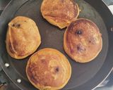 Foto del paso 2 de la receta: Panqueques de calabaza y arándanos